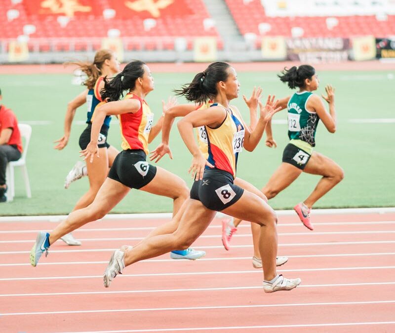 women sprinting
